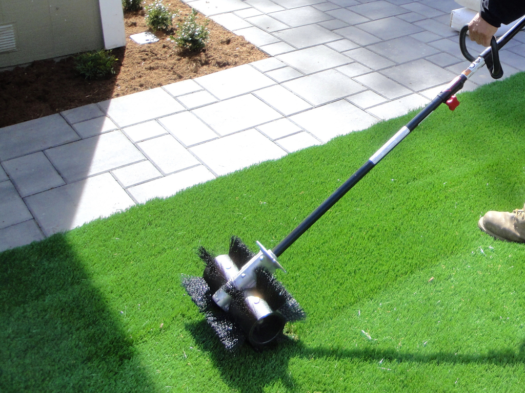 Synthetic Grass Cleaning Techniques National City, Artificial Turf Cleaning Process